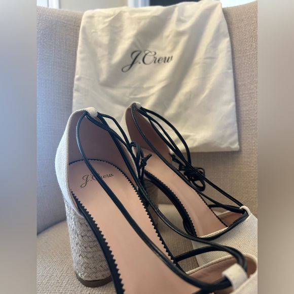 J Crew Stella Heels, Canvas and Leather, Never Worn, Size 10, includes shoe bag. - Picture 4 of 9
